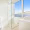 Relax with Beach & River views in 3br apt w/ pool - Gold Coast