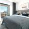 DJA- Modern 2 bedroom apartment close to beach