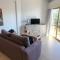Skol 427 Spacious 1 Bedroom Apartment with Sea Views