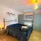 Gullivers Cottage in Frinton-On-Sea
