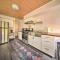 Historic Family Home 2 Mi to Lake Erie and Zoo!