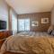 New Listing 2 bedroom and Loft 2 bath Summit E Bldg 16 condo sleeps 8 Steps to Eagle Lodge Chair 15