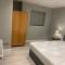 beautiful bungalow with hot tub in snettisham