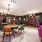 Perfectly Located City Centre Studio Apartment - West One with FREE WIFI, GYM ACCESS, NETFLIX