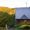 French Cottage- 2 bedrooms with huge spa