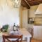 Apartment Appartamento Ginepro - Borgo in Chianni by Interhome