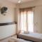 Family Private Summer Homes w. Yards near Beach