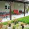 Appartement charmant, Saint-Esprit, 40 m², vue sur la montagne.