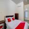 Super OYO 90773 Shine Guest House Syariah - Tebingtinggi