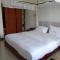 Arc Hotel