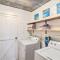 Cheery Pet-Friendly Studio with Shared Fire Pit