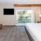 Cherry Valley Hotel
