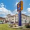 Comfort Inn & Suites North Aurora - Naperville - Aurora