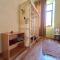 Ex-Block District charming studio apartment with treeish sorrounding view! - Тирана