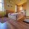 Ex-Block District charming studio apartment with treeish sorrounding view! - Тирана