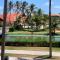 Apartamento no Aquaville Resort, do lado da sombra e perto da praia