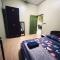 Arni Homestay - Geliga