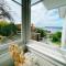 Spectacular Hobart River View Home - Lindisfarne