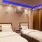 Seven Days Hotel
