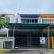 KS1 HOMESTAY SKY MIRROR DOUBLE STOREY HOUSE (4BR)