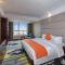 Huzhou Wealth Hotel