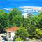 Apartments and Rooms Teona