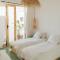 Blue Waves Boutique Hostel