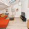 Antrobus Deluxe Apartments by YourStays