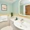 Antrobus Deluxe Apartments by YourStays