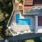 Apollon Apartments