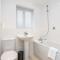 Stunning 3BR house in Basildon - 巴塞尔顿