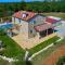 Relax house surrounded by olives and vineyard - Stifanići