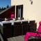 Résidence Campredon - Décoration typique - 25m2 de Terrasse aménagée plein sud avec vue panoramique - Internet - Jardin - Parking - Navette - Linge et Ménage en options payantes - 丰罗穆 Résidence Campredon - Décoration typique - 25m2 de Terrasse aménagée plein sud avec vue panoramique - Internet - Jardin - Parking - Navette - Linge et Ménage en options payantes - 丰罗穆