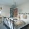 Finest Retreats - Esmor Cottage