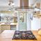 Host & Stay - Green Willow