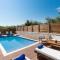 Villa Vera - With Private Heated Pool & Jacuzzi Villa Vera - With Private Heated Pool & Jacuzzi