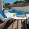 Villa Prima - With Private Heated Pool & Jacuzzi - Pangalochori