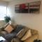 Quiet-comfy 3 bedroom home on a tree lined street in Kits - Vancouver