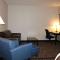 Cobblestone Inn & Suites Maryville - Maryville