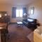 Cobblestone Inn & Suites Maryville - Maryville