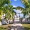 Captains Table Hotel by Everglades Adventures