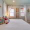 30A Blue Crab Cottage by Panhandle Getaways