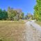 Mod Stable House on 10 Acres, Walk to Lake! - Oakwood