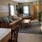 Close to Duluth! Centrally Located-Lake Superior Minutes Away!