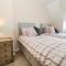 1 Woodhouse Cottages