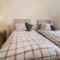 1 Woodhouse Cottages