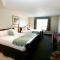 Foxwood Inn & Suites Drayton Valley