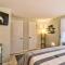 Waterfront Bradenton Home Heated Pool and Fire Pit - 布雷登顿