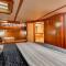 2BR Spacious & Comfy 43' Yacht - Heat & AC - On the Freedom Trail - Best Nights Sleep - 波士顿