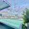 Jade Hotel and Suites